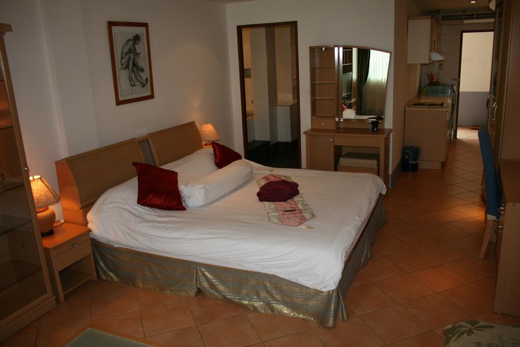 Aquarius Gay Guesthouse & Sauna Patong Rom bilde