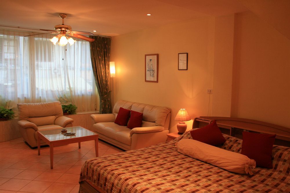 Aquarius Gay Guesthouse & Sauna Patong Eksteriør bilde