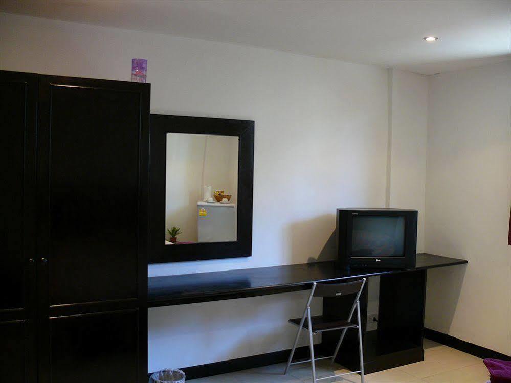 Aquarius Gay Guesthouse & Sauna Patong Eksteriør bilde
