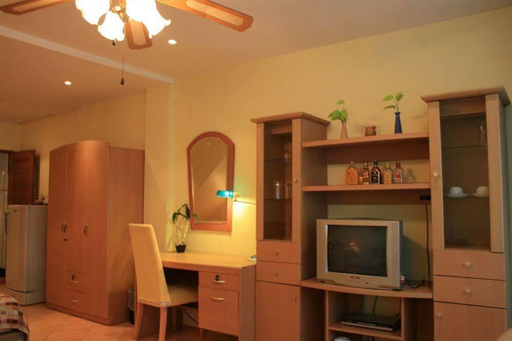 Aquarius Gay Guesthouse & Sauna Patong Eksteriør bilde