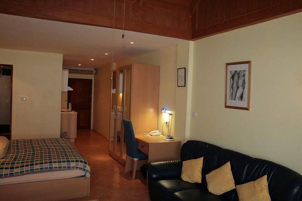 Aquarius Gay Guesthouse & Sauna Patong Eksteriør bilde